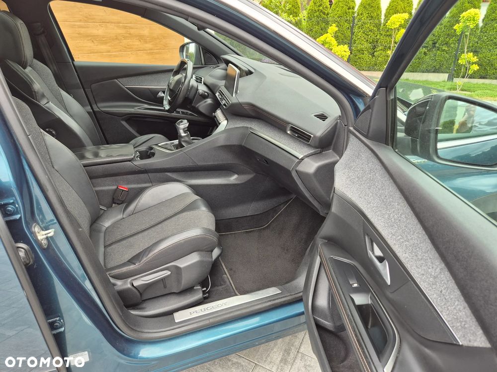 Peugeot 5008 1.2 PureTech Active S&S - 13