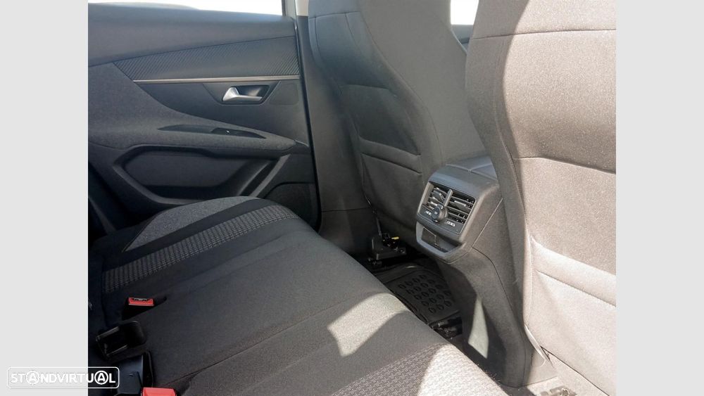 Peugeot 3008 1.5 BlueHDi Active - 17