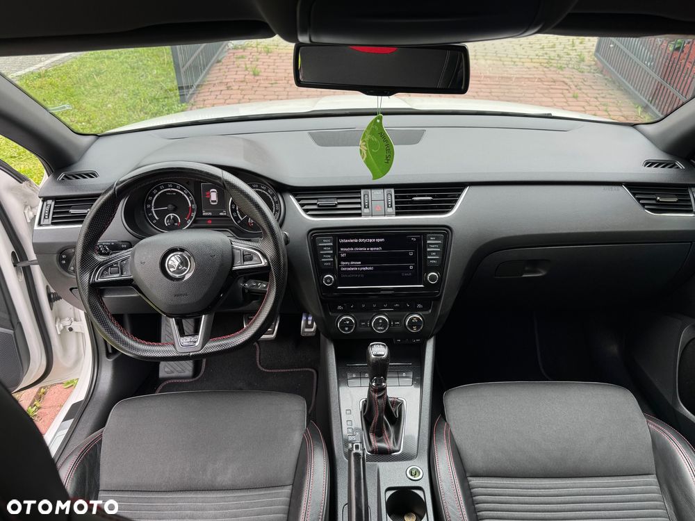 Skoda Octavia 2.0 TDI RS DSG - 14