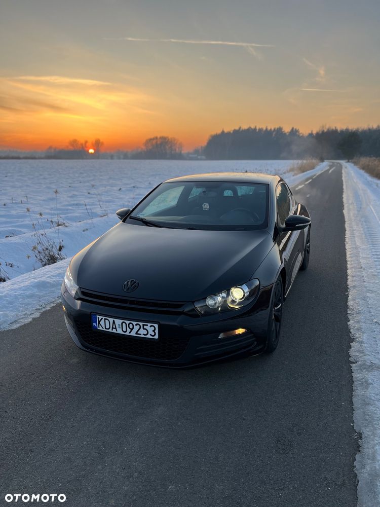 Volkswagen Scirocco 2.0 TSI DSG - 2