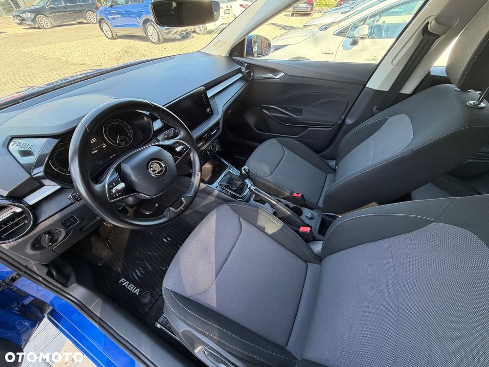 Skoda Fabia 1.0 TSI Ambition - 25