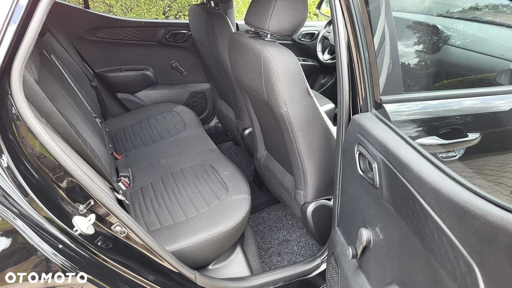 Hyundai i10 - 21