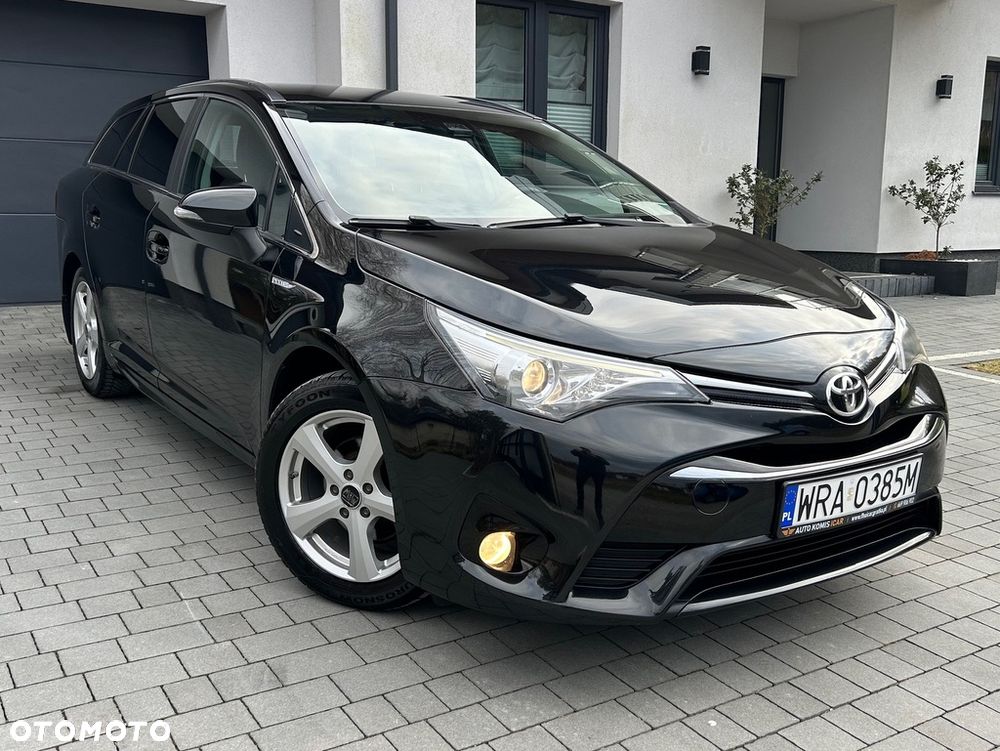 Toyota Avensis Touring Sports 1.8 Multidrive S Executive - 3