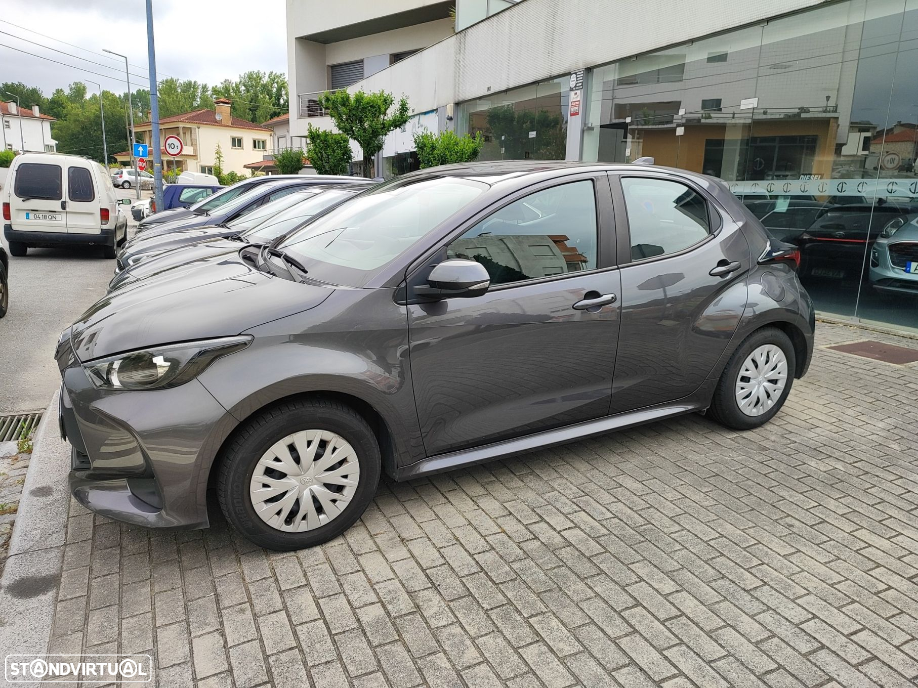 Toyota Yaris - 3
