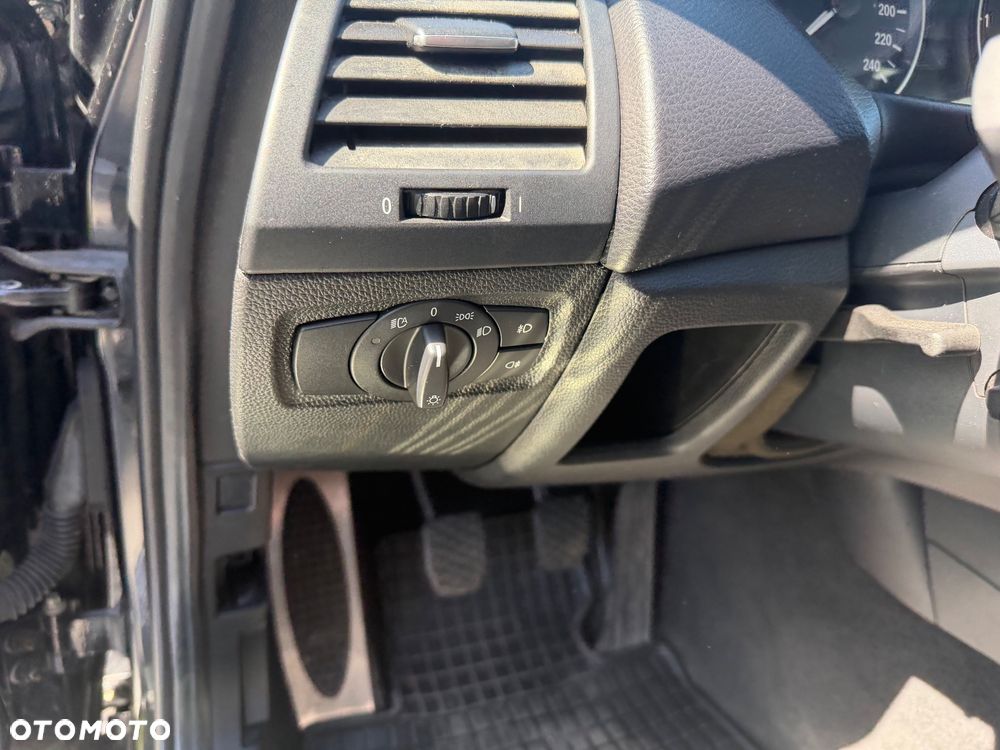 BMW Seria 1 118d - 9