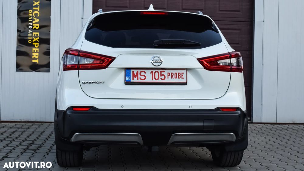 Nissan Qashqai 1.6 DCI Xtronic TEKNA - 11