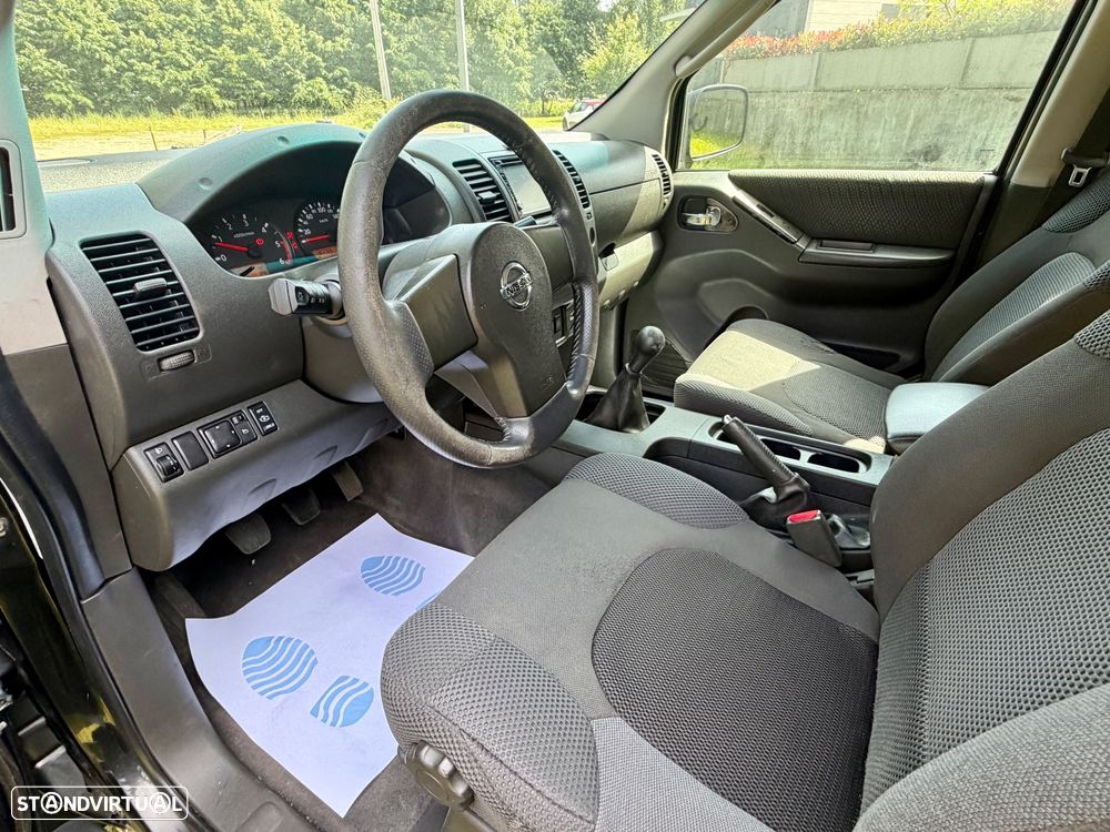 Nissan Navara 2.5 dCi CD XE Comfort - 13