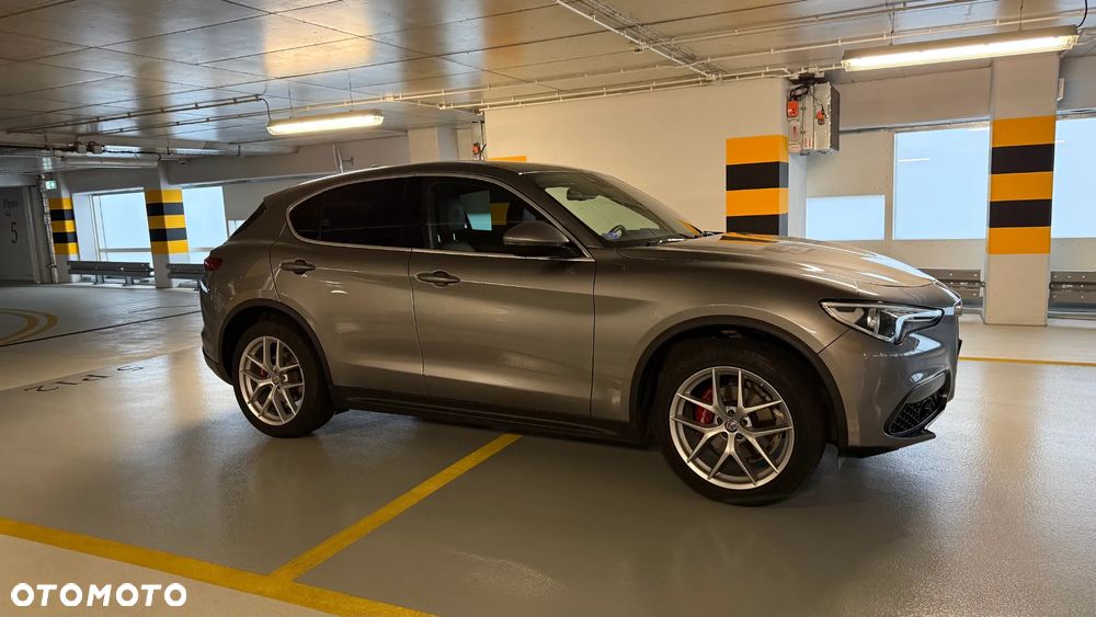 Alfa Romeo Stelvio 2.0 Turbo Executive Q4 - 2