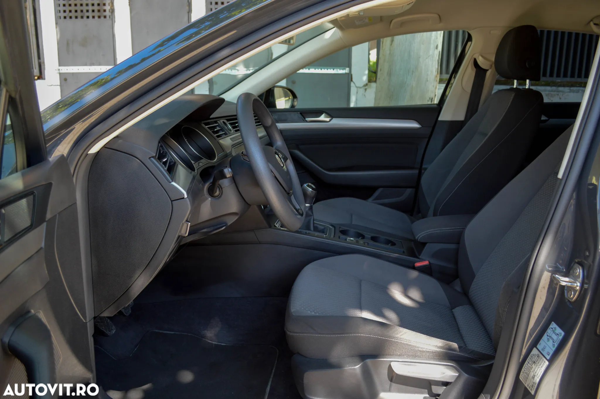 Volkswagen Passat 1.4 TSI (BlueMotion Technology) Trendline - 16