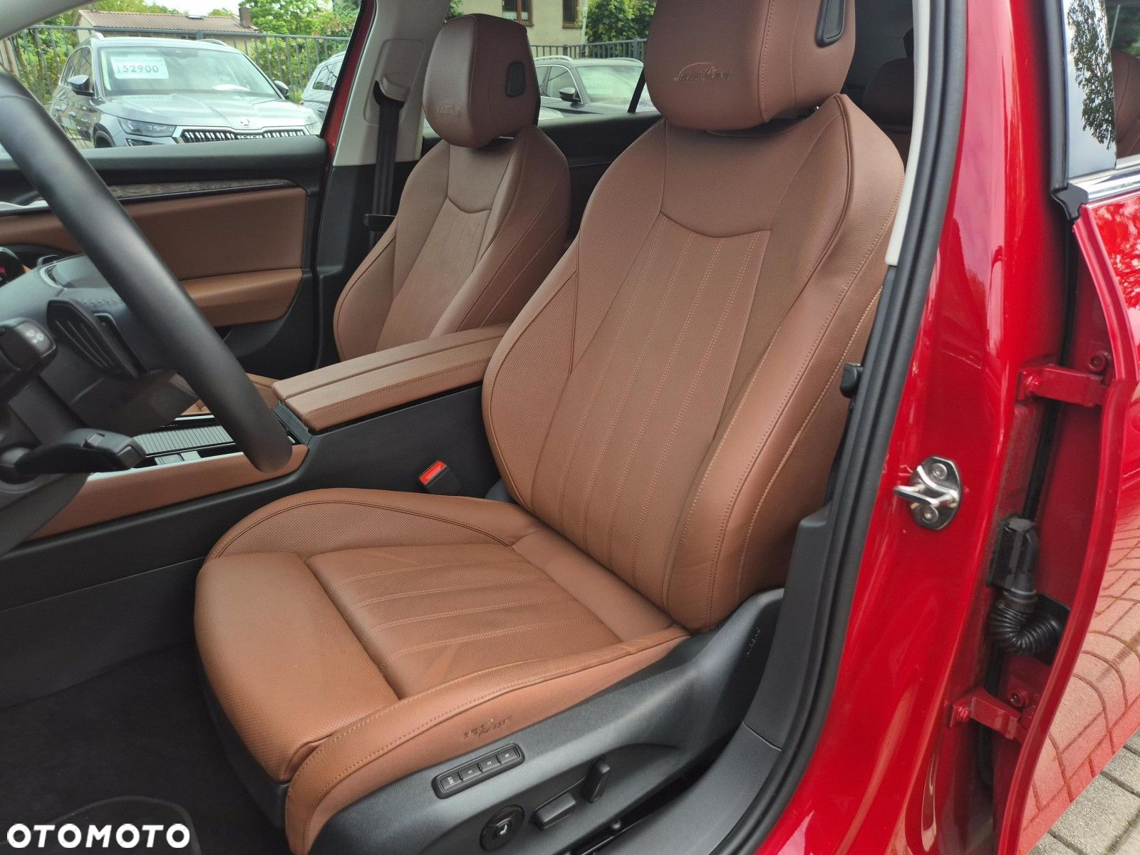 Skoda Superb 2.0 TDI SCR L&K DSG - 11