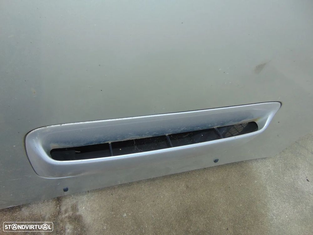 Subaru forester capot - 2