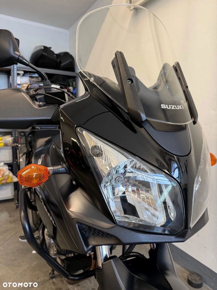 Suzuki V-STROM - 32