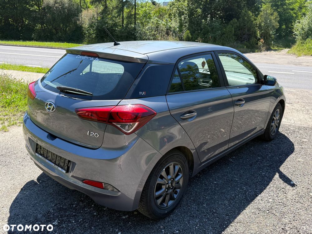 Hyundai i20 - 11