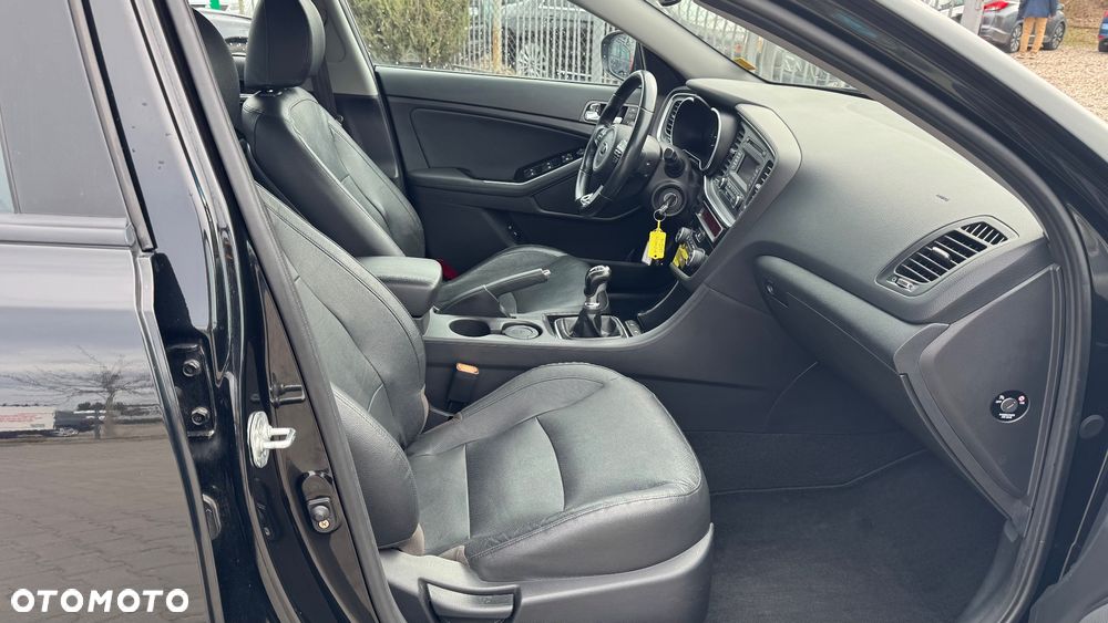 Kia Optima 2.0 CVVL Spirit - 29