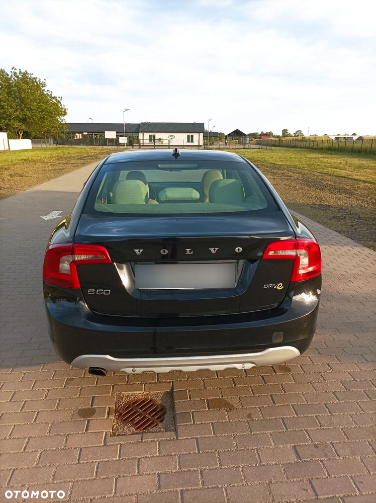 Volvo S60 D2 - 13