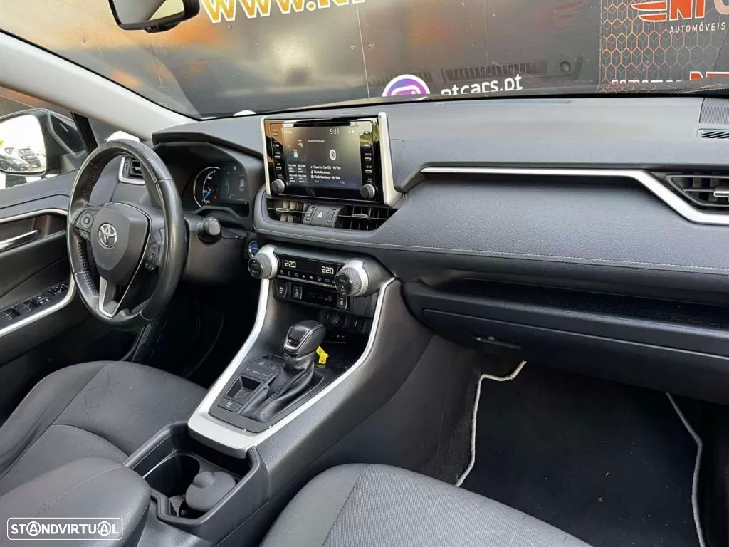Toyota RAV4 2.5 HDF Comfort - 17