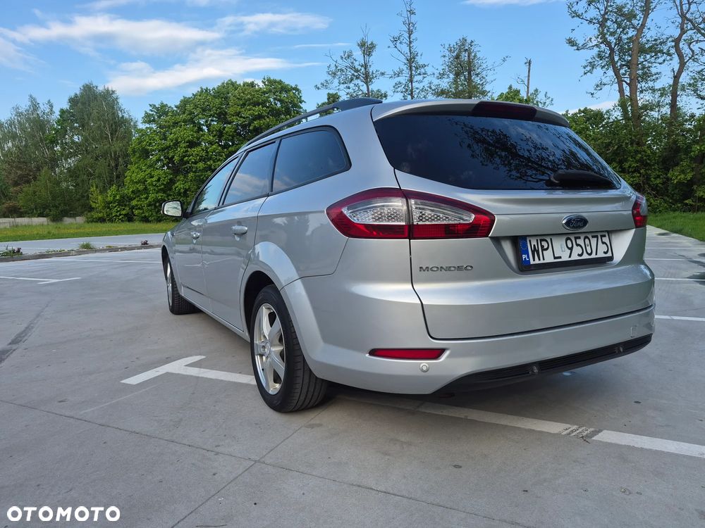 Ford Mondeo 1.6 TDCi Ambiente - 3