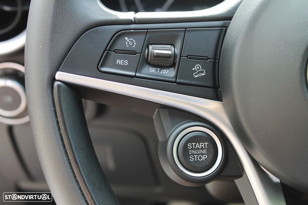 Alfa Romeo Stelvio 2.2 D Super AT8 - 26