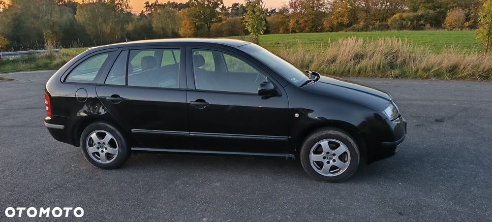 Skoda Fabia 2001 photo 2