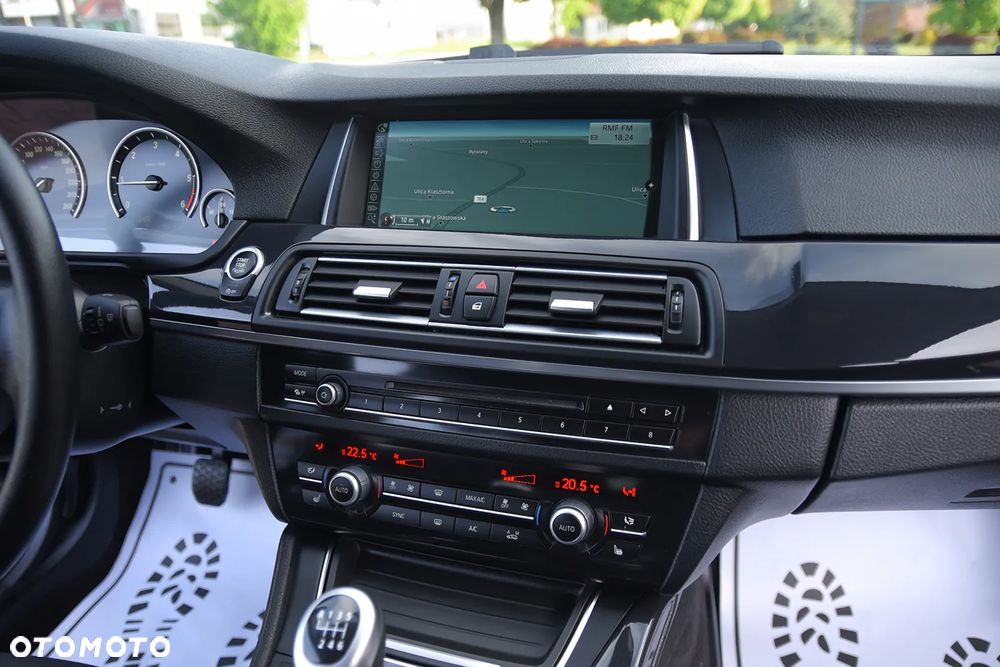 BMW Seria 5 520d - 30