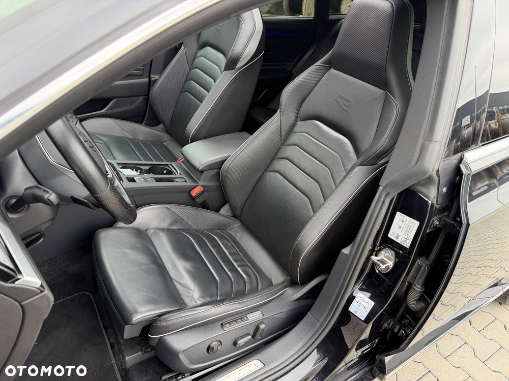 Volkswagen Arteon 2.0 TDI SCR 4Motion DSG R-Line - 16