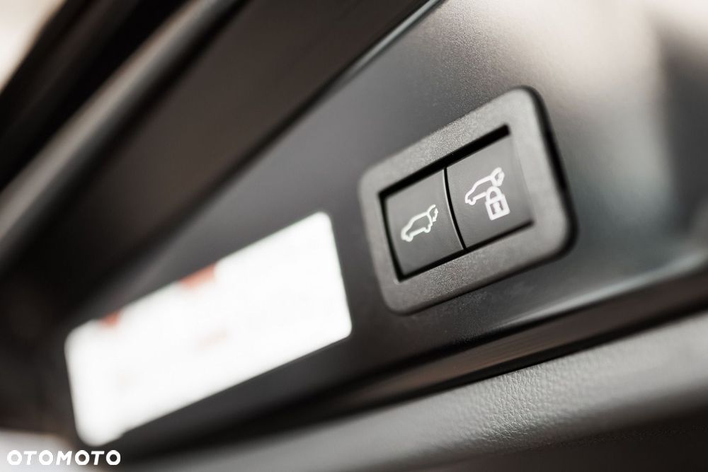 Toyota Corolla Cross - 23