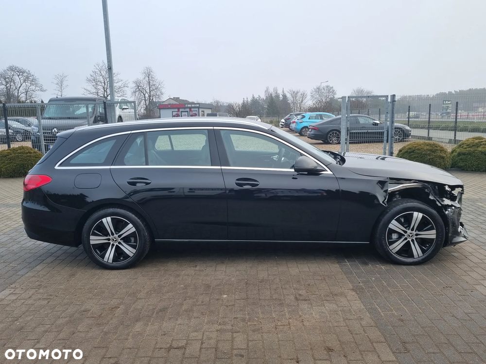 Mercedes-Benz Klasa C 300 de 4Matic 9G-TRONIC Avantgarde - 8
