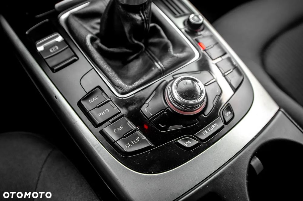 Audi A4 Avant 1.8 TFSI Quattro - 28