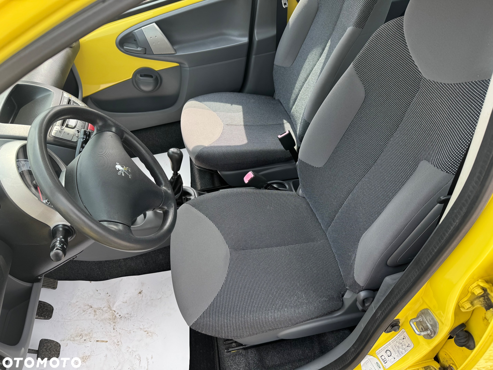 Peugeot 107 - 20