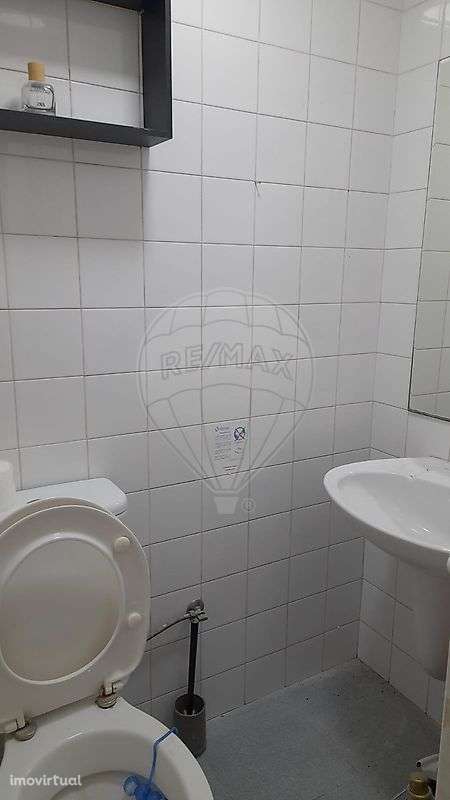 Loja  para arrendamento - Grande imagem: 2/5