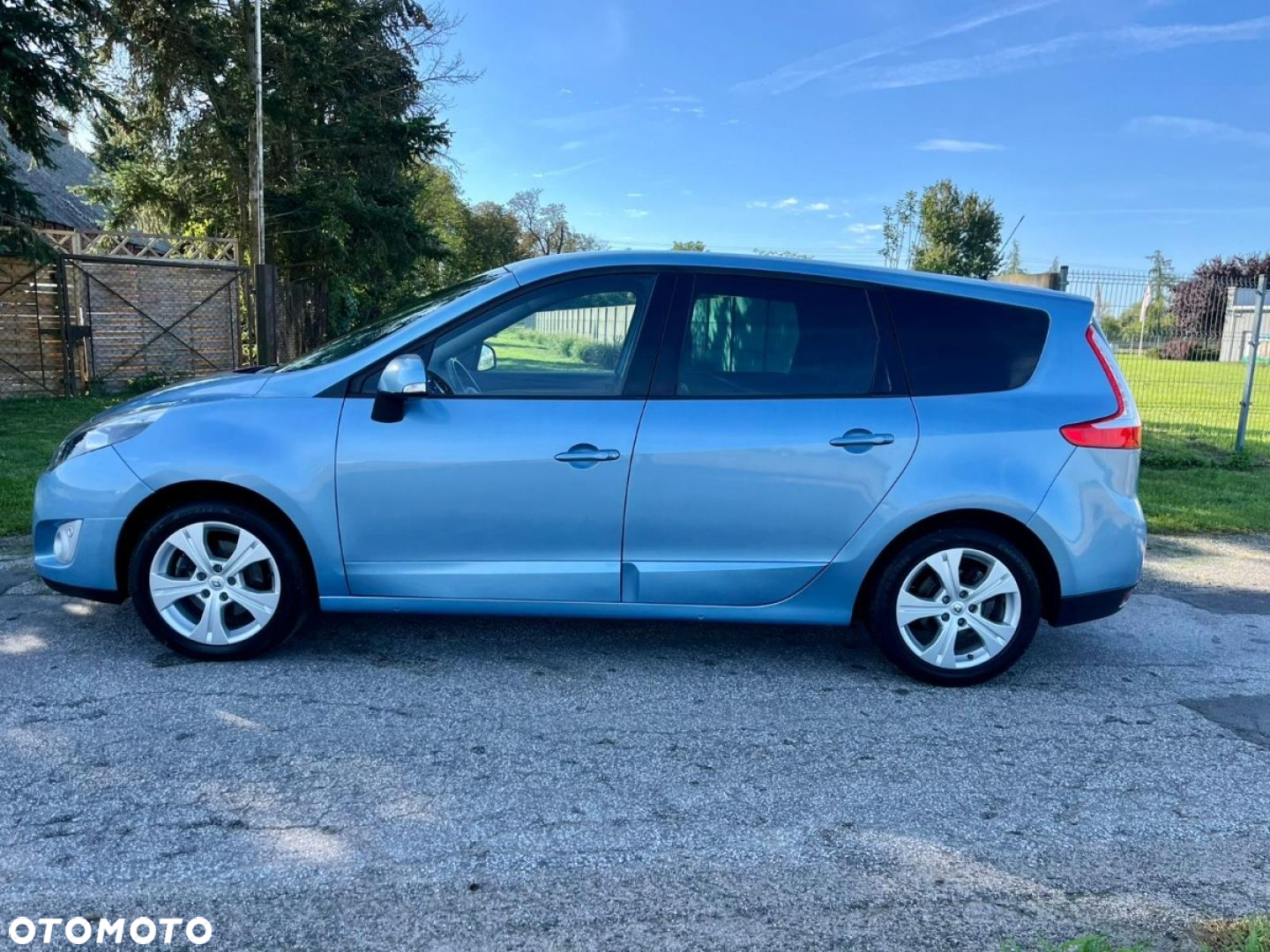 Renault Grand Scenic - 3