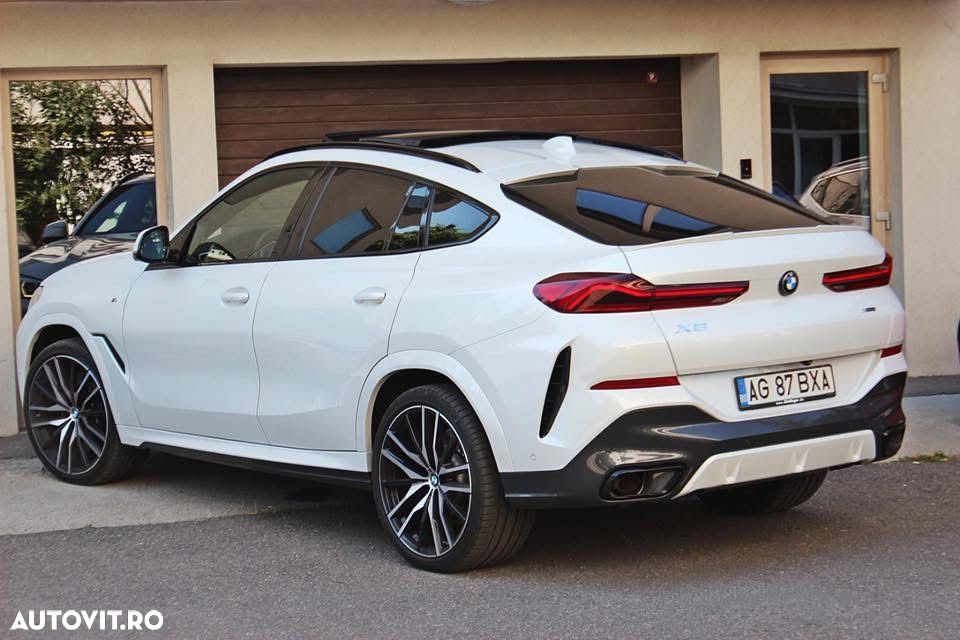 BMW X6 xDrive40i - 13