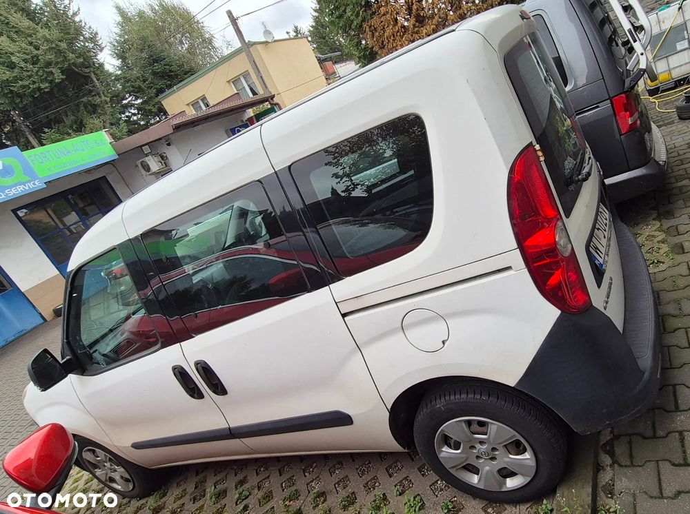 Opel Combo - 1