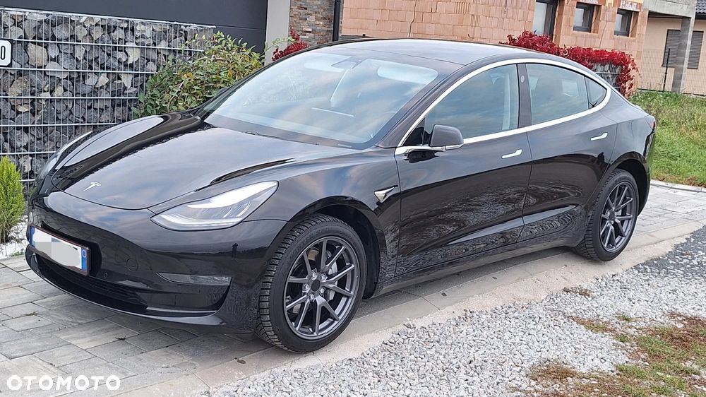 Tesla Model 3 Standard Range Plus - 11