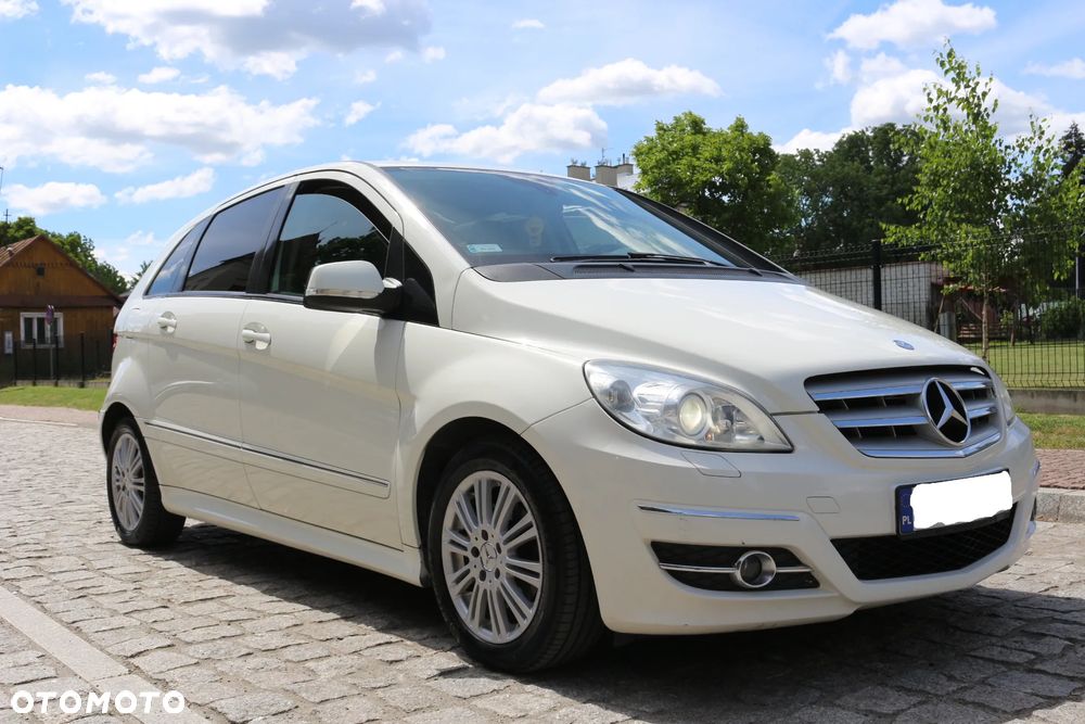 Mercedes-Benz Klasa B 200 CDI Special Edition - 8