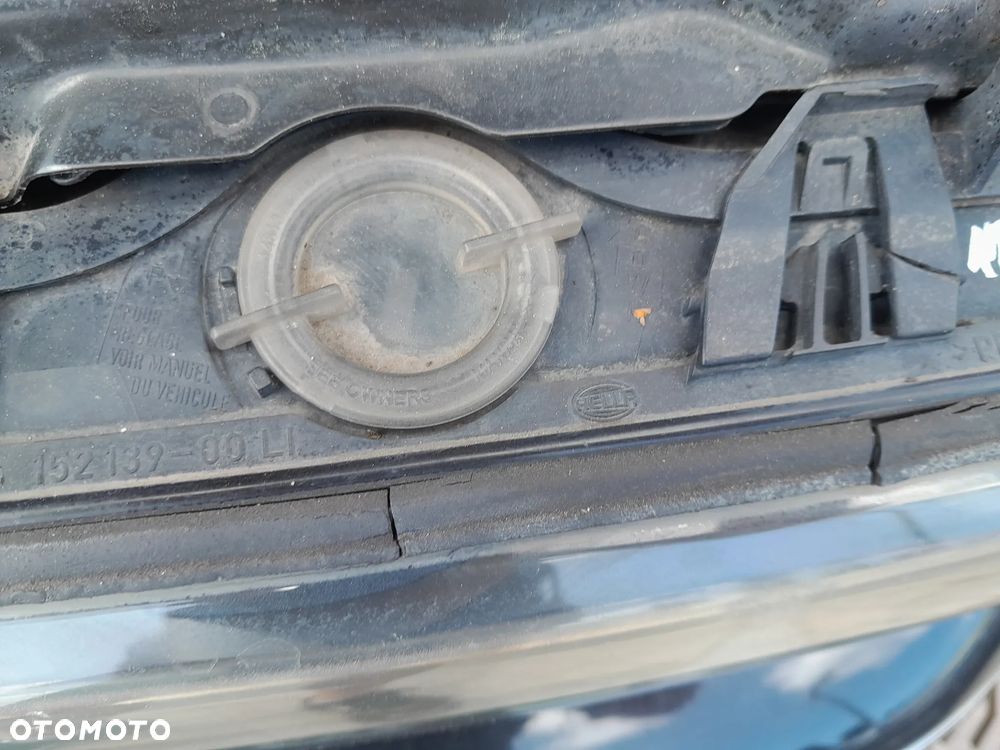 BMW E39 REFLEKTORY LAMPY PRZEDNIE KOMPLET XENON HELLA CZARNY ŚRODEK - 9