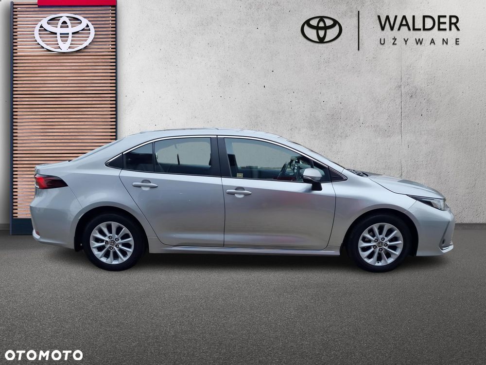 Toyota Corolla 1.8 Hybrid Comfort - 8