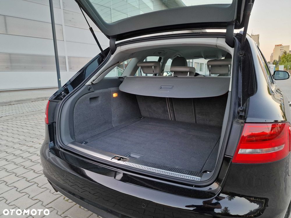 Audi A4 Avant - 8