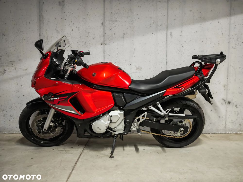 Suzuki GSX - 5