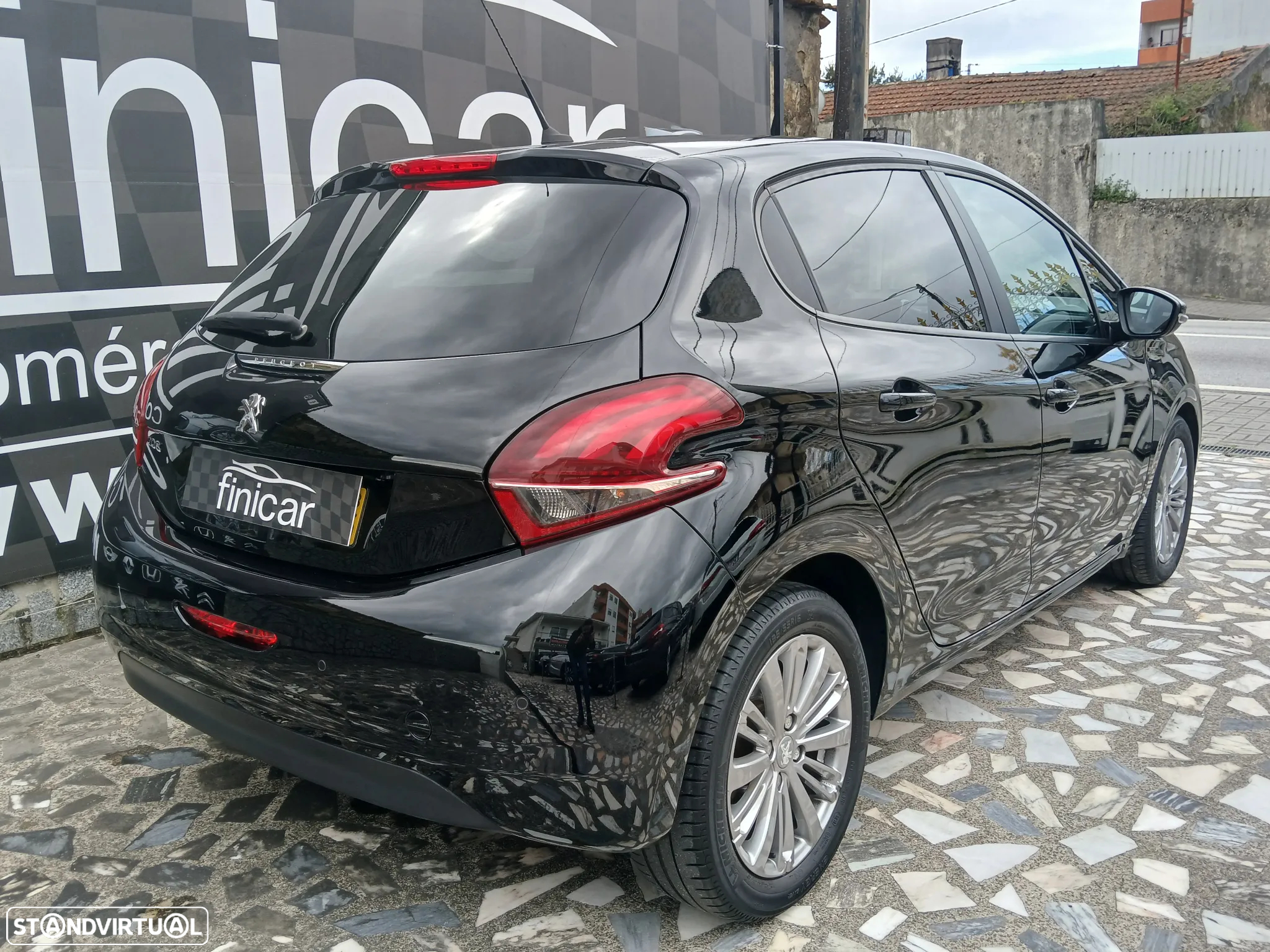Peugeot 208 1.5 BlueHDi Signature - 6