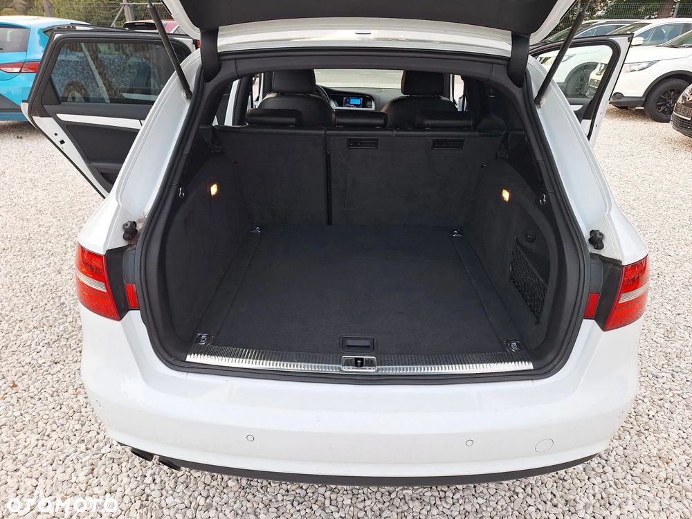 Audi A4 Avant 2.0 TDI DPF S line Sportpaket (plus) - 32