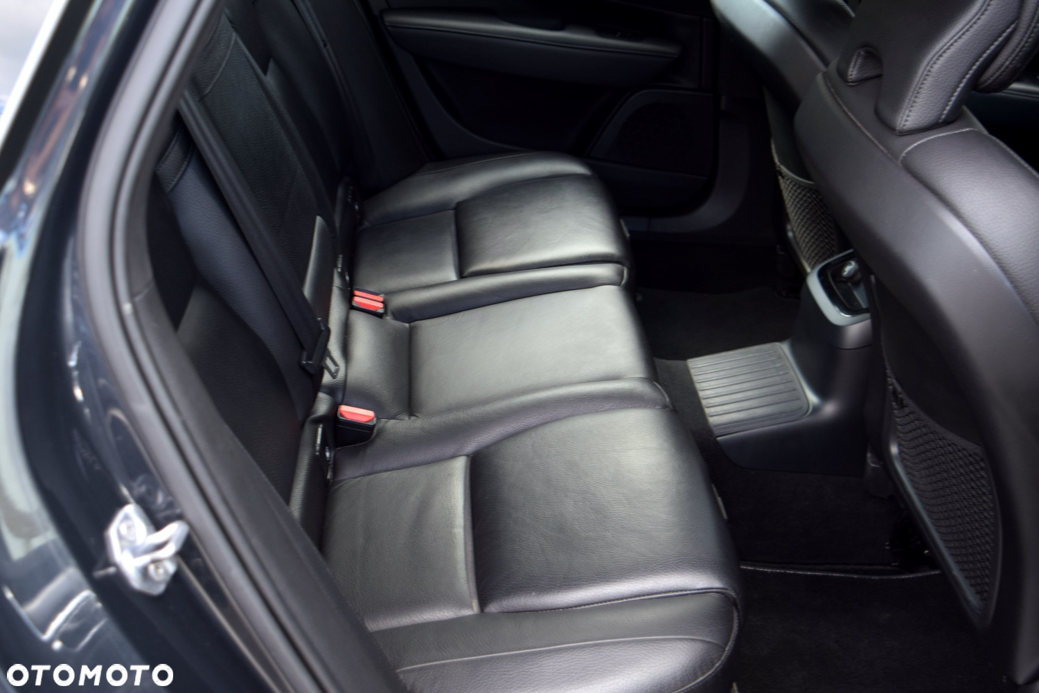 Volvo V90 T8 AWD Plug-In Hybrid Momentum Pro - 22
