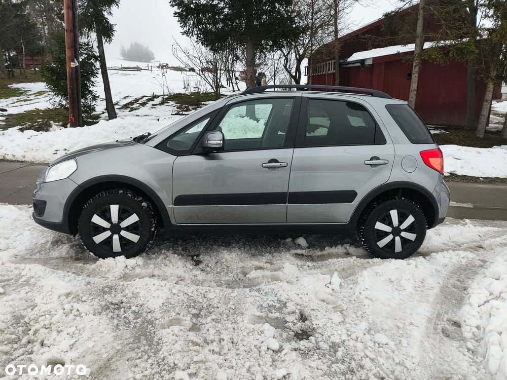 Suzuki SX4 1.6 Premium 4WD - 8