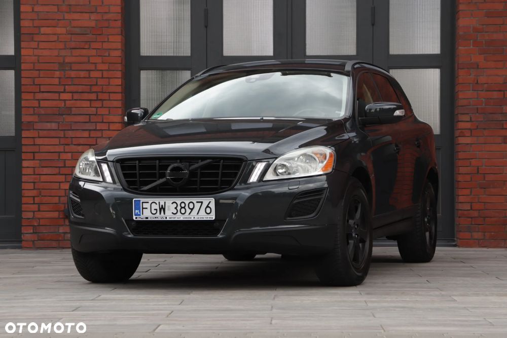 Volvo XC 60 D3 Momentum - 3