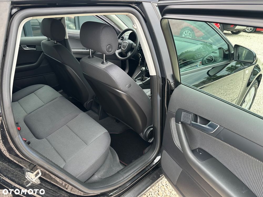 Audi A3 Sportback 1.6 Ambition - 16