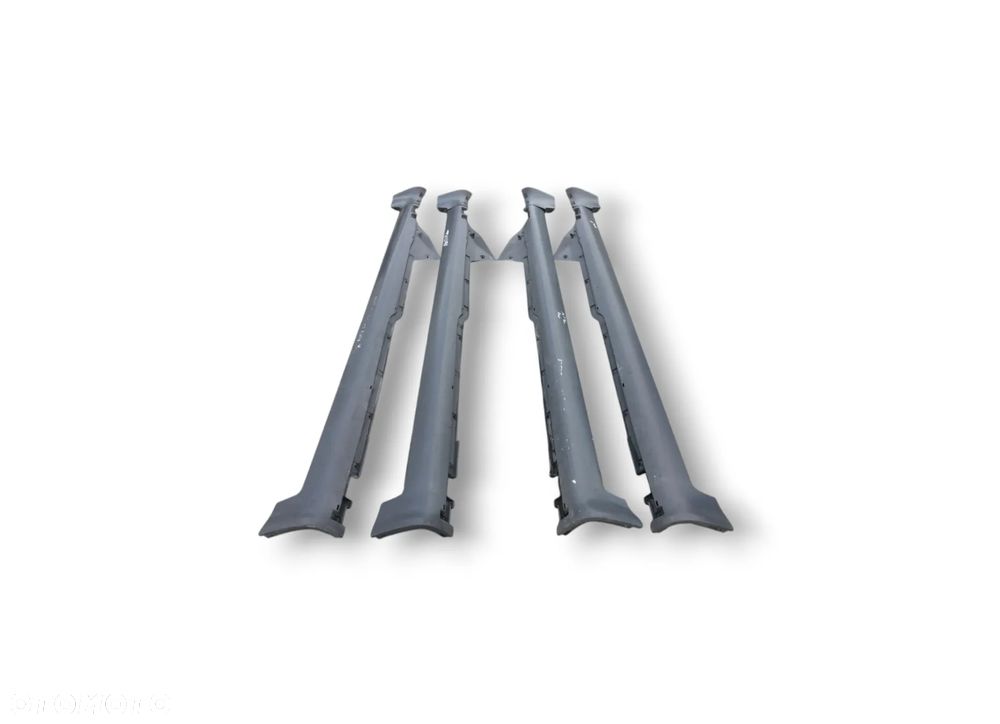 LISTWA LISTWY NAKŁADKA NAKŁADKI NA PRÓG PROGOWA PRAWA LUB LEWA AUDI A6 C5 SEDAN / KOMBI - AVANT CZARNE NIELAKIEROWANE - 1