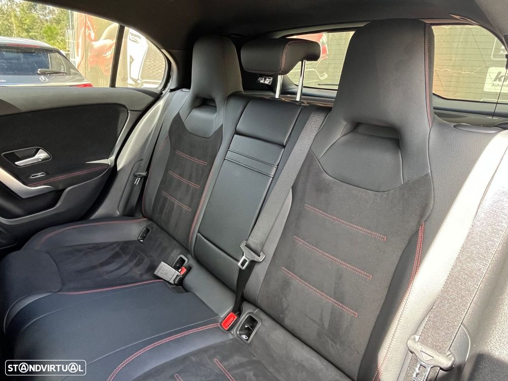 Mercedes-Benz A 250 e AMG Line - 50