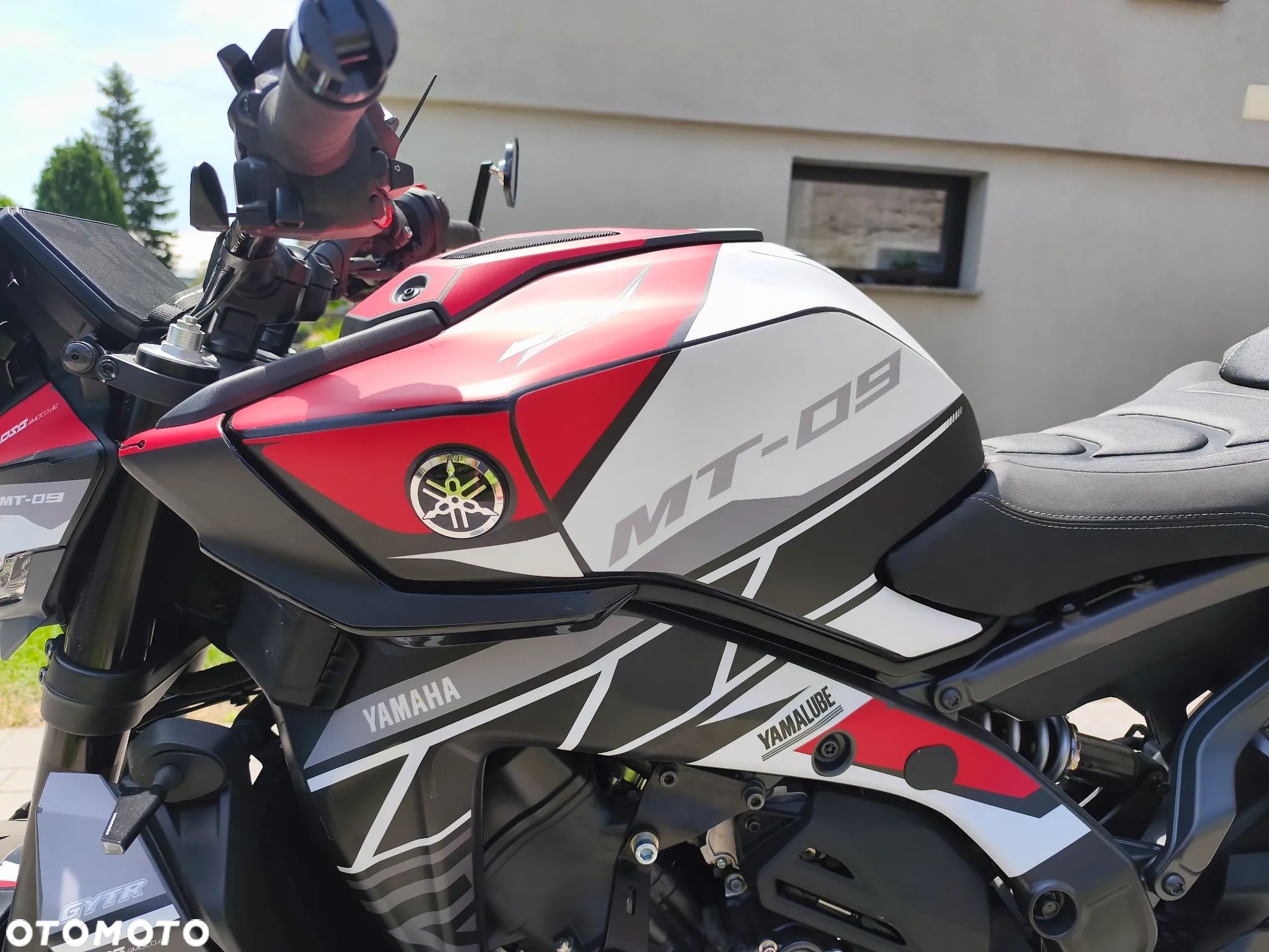 Yamaha MT - 9