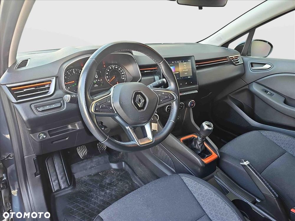Renault Clio - 13