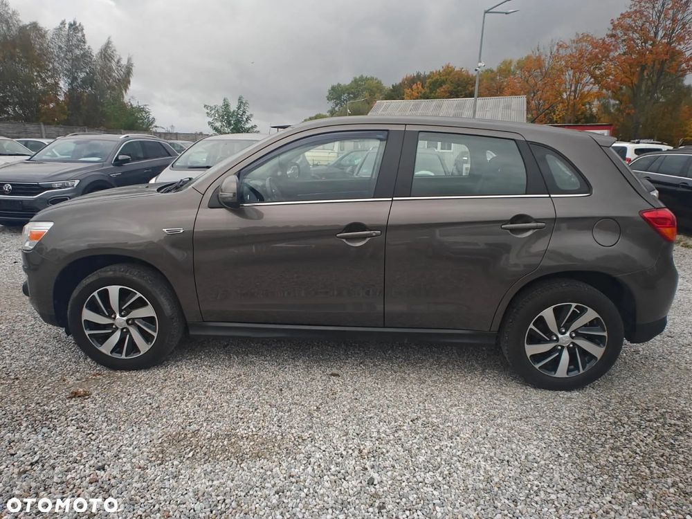 Mitsubishi ASX - 3